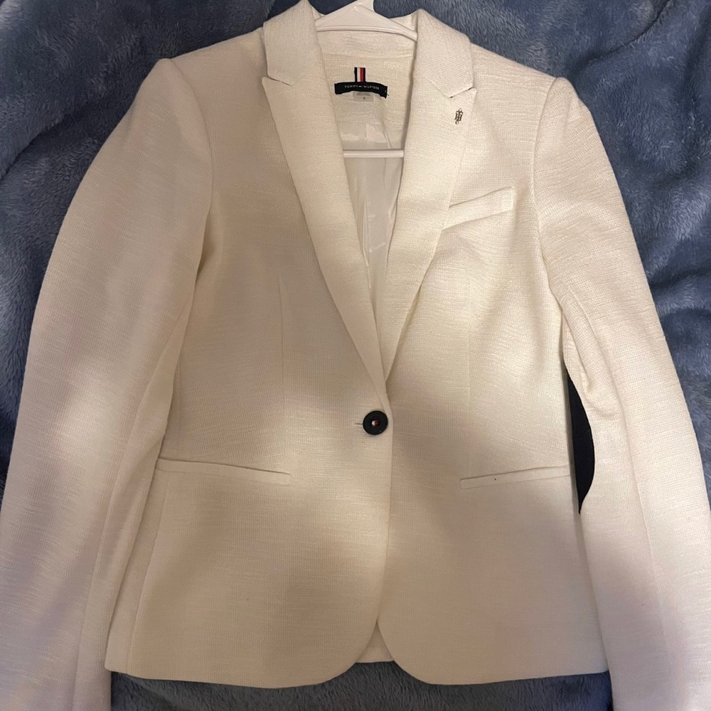 Tommy Hilfiger womens jacket or blazer.